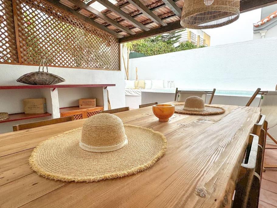 Costa Inn Beach House With Pool By Homeful Homes Costa da Caparica Exterior foto